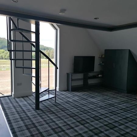 Rest At Last - Highland Apartment With Private Hot Tub Whitebridge  외부 사진