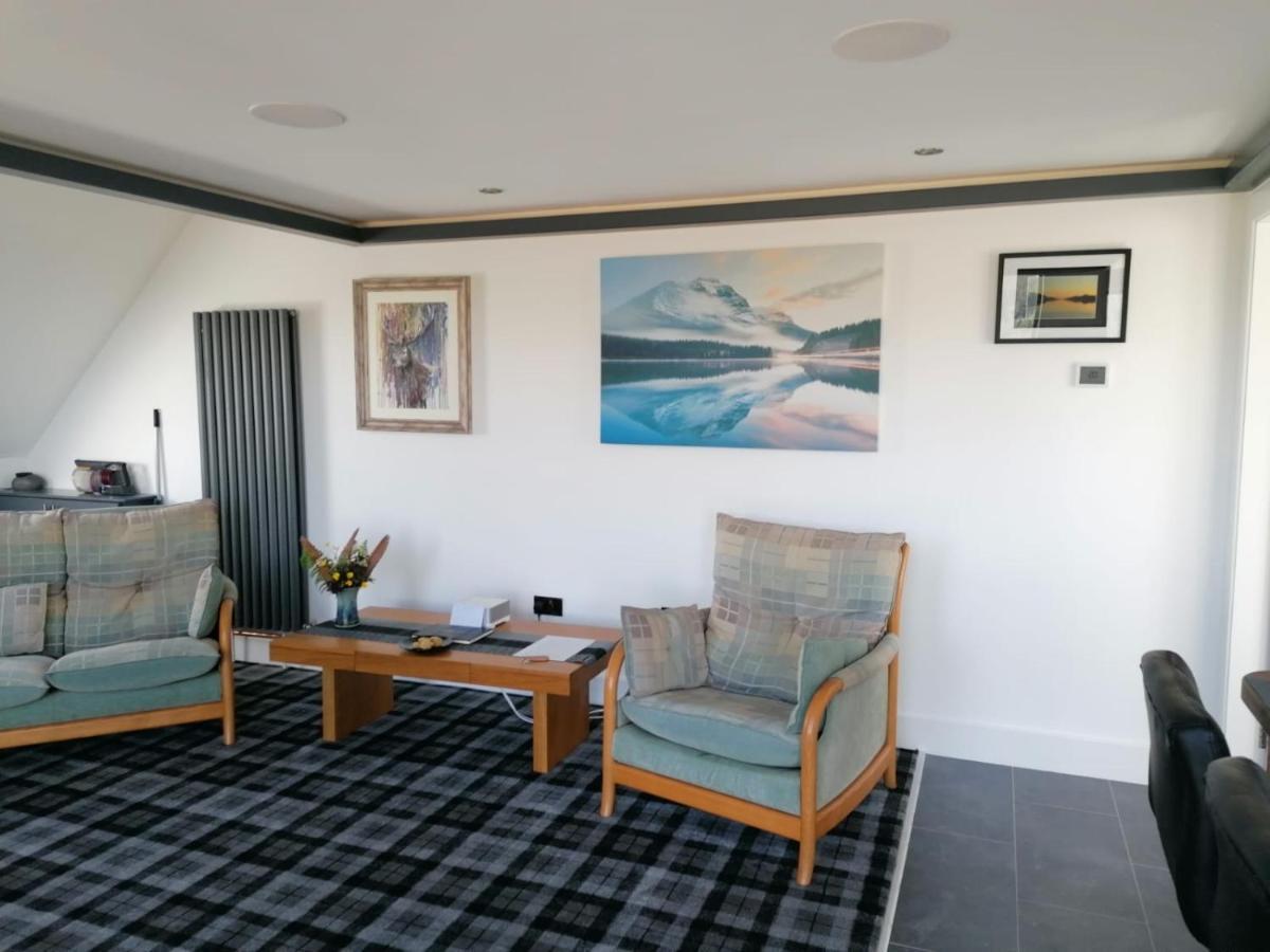 Rest At Last - Highland Apartment With Private Hot Tub Whitebridge  외부 사진